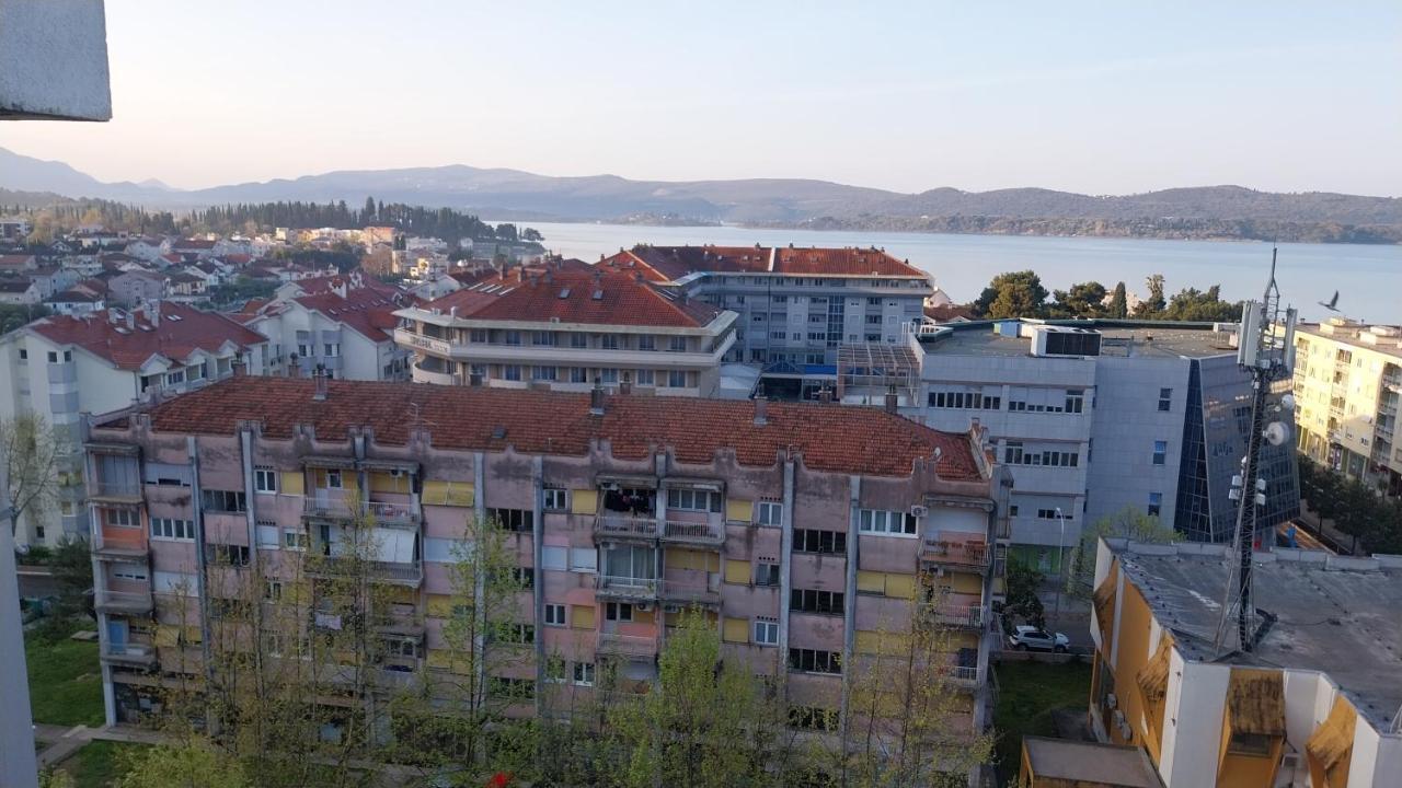 Apartman Centar Tivat Eksteriør billede
